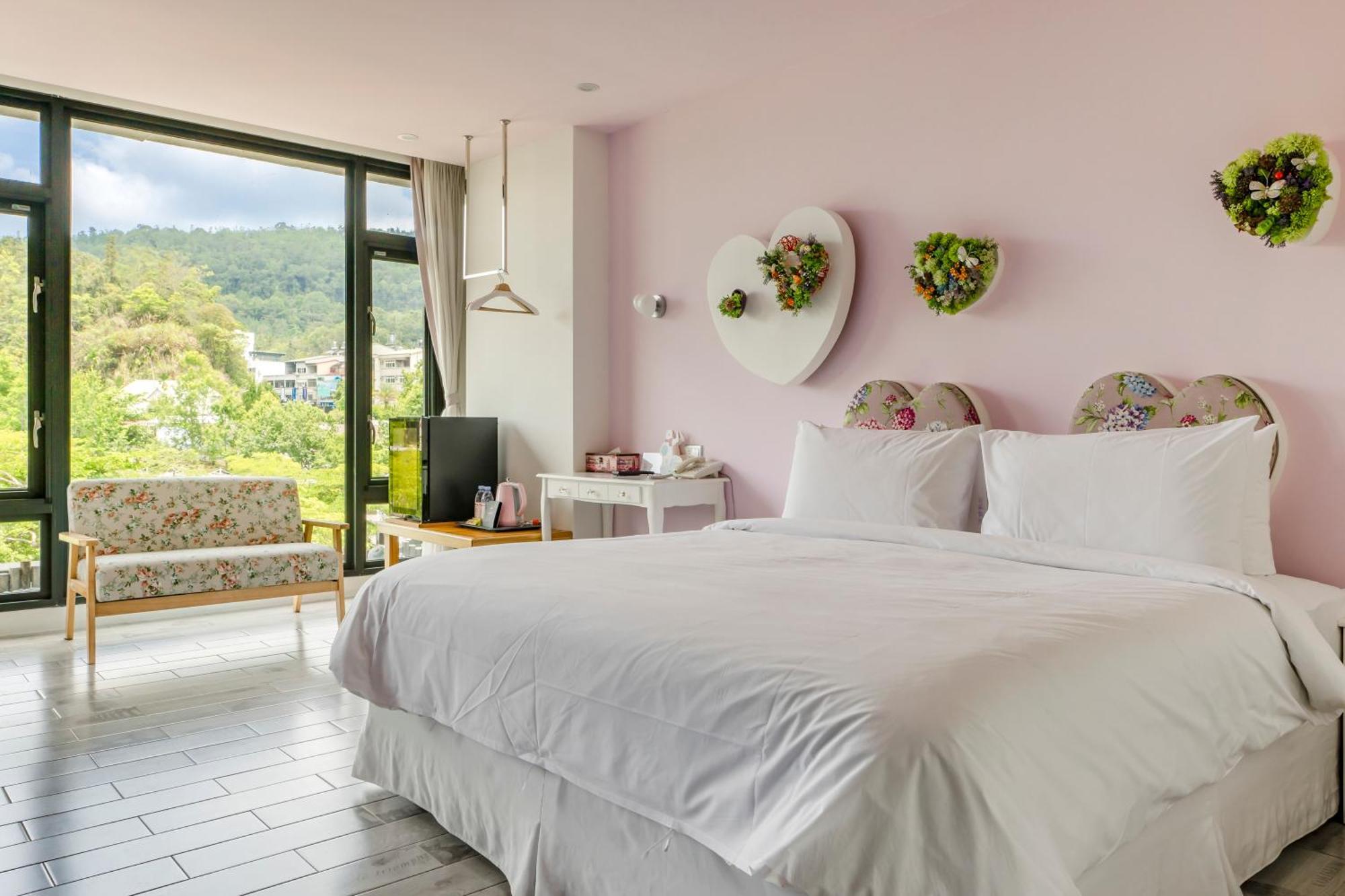 Han Yan Design Hotel Юйчи Экстерьер фото
