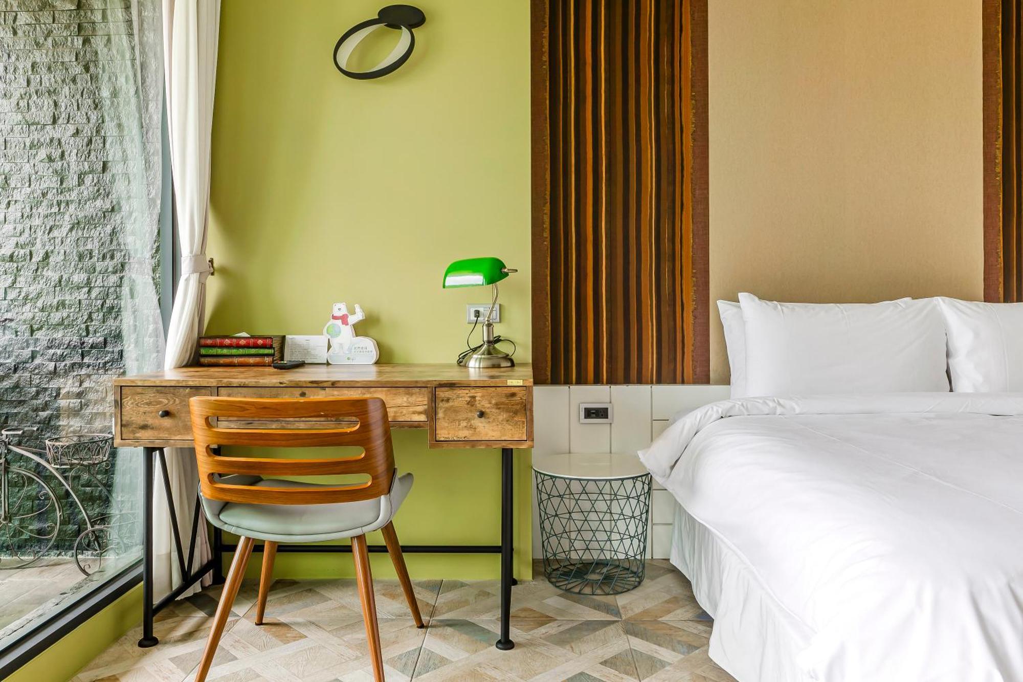 Han Yan Design Hotel Юйчи Экстерьер фото