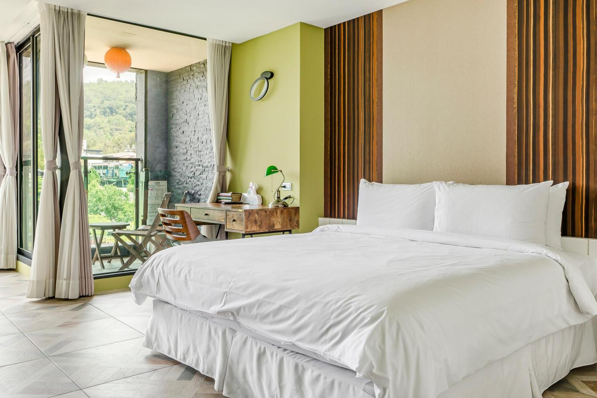 Han Yan Design Hotel Юйчи Экстерьер фото