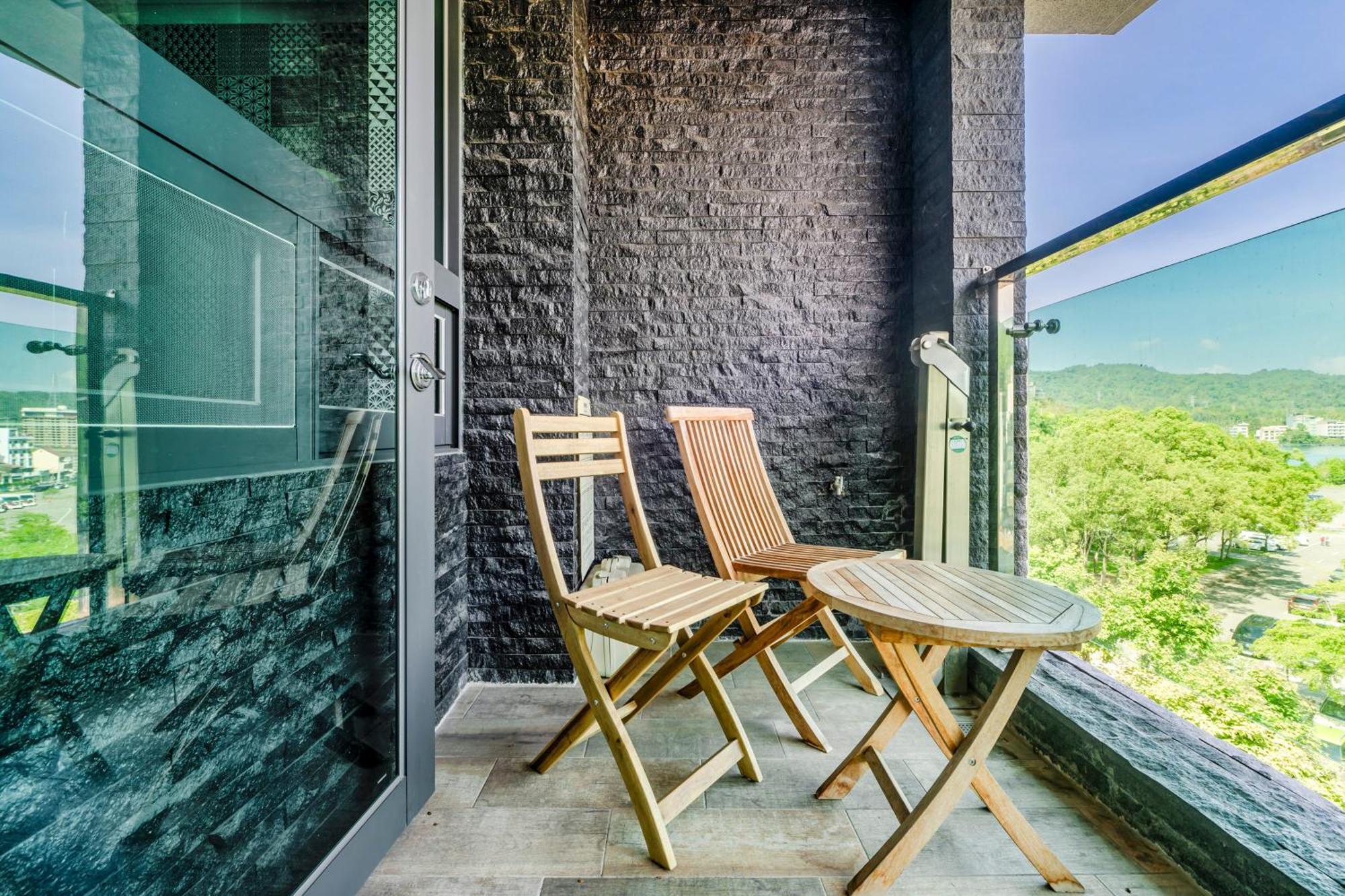 Han Yan Design Hotel Юйчи Экстерьер фото