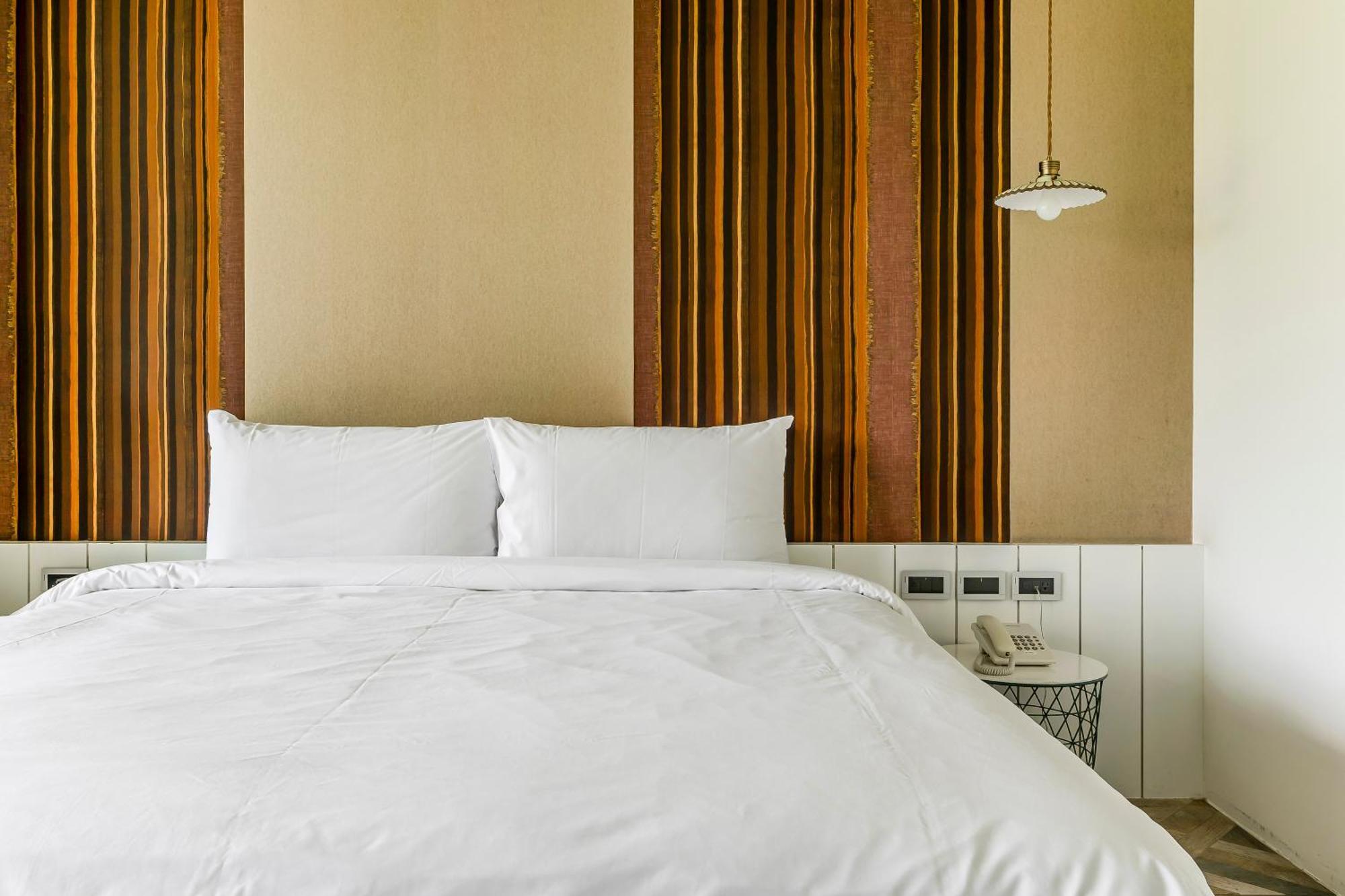 Han Yan Design Hotel Юйчи Экстерьер фото