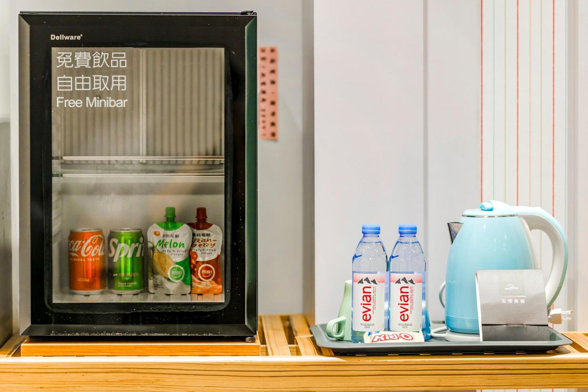 Han Yan Design Hotel Юйчи Экстерьер фото