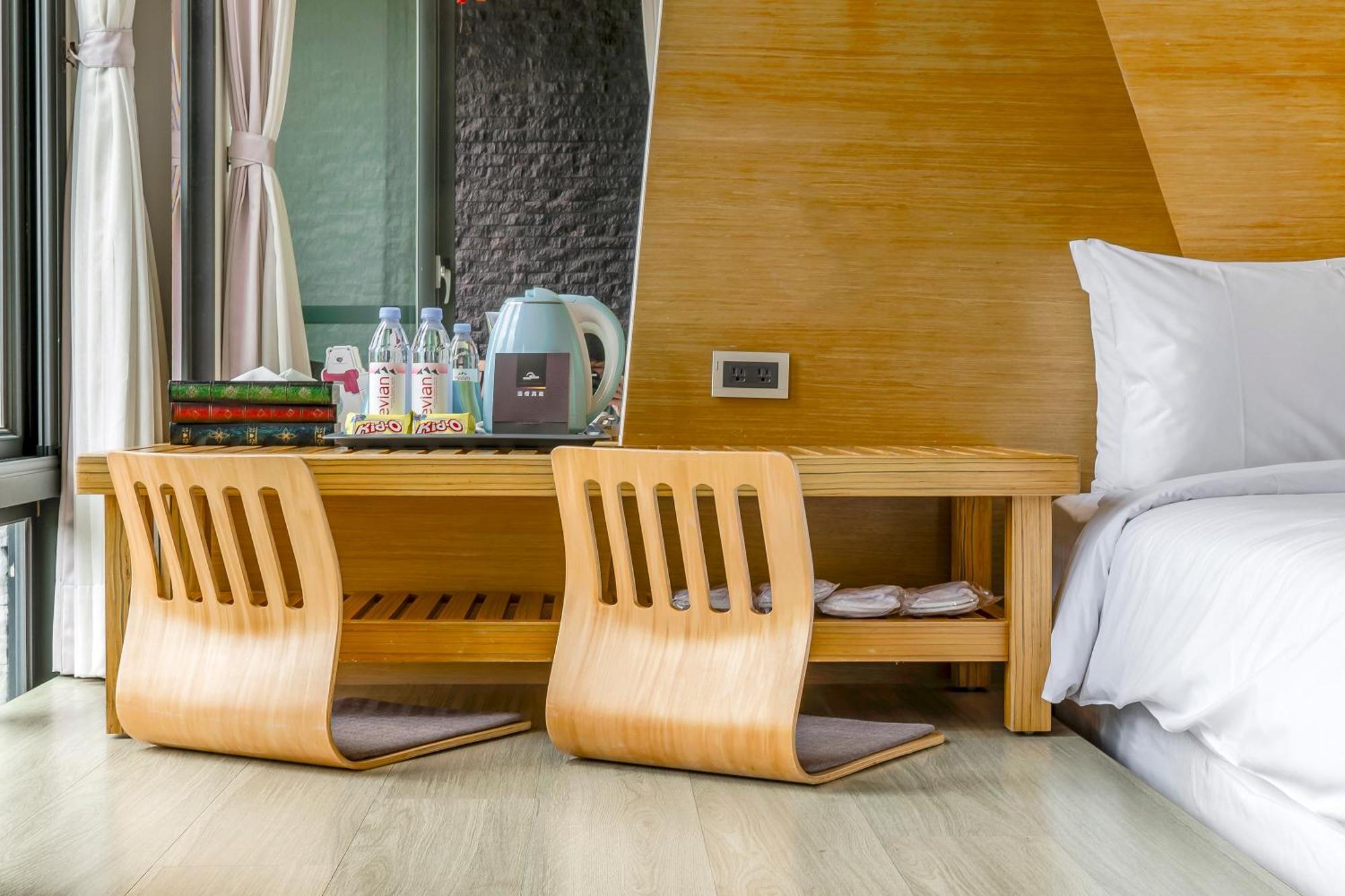 Han Yan Design Hotel Юйчи Экстерьер фото