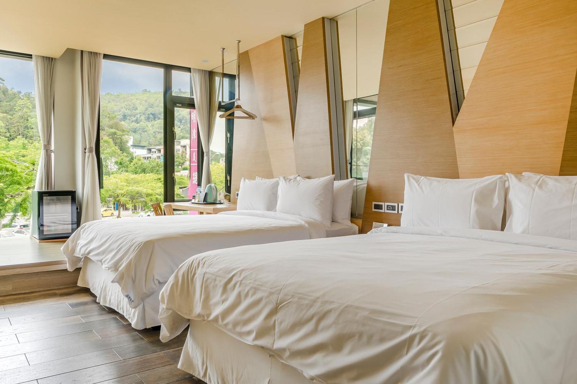 Han Yan Design Hotel Юйчи Экстерьер фото